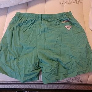 Columbia PFG swimming trunks men's large